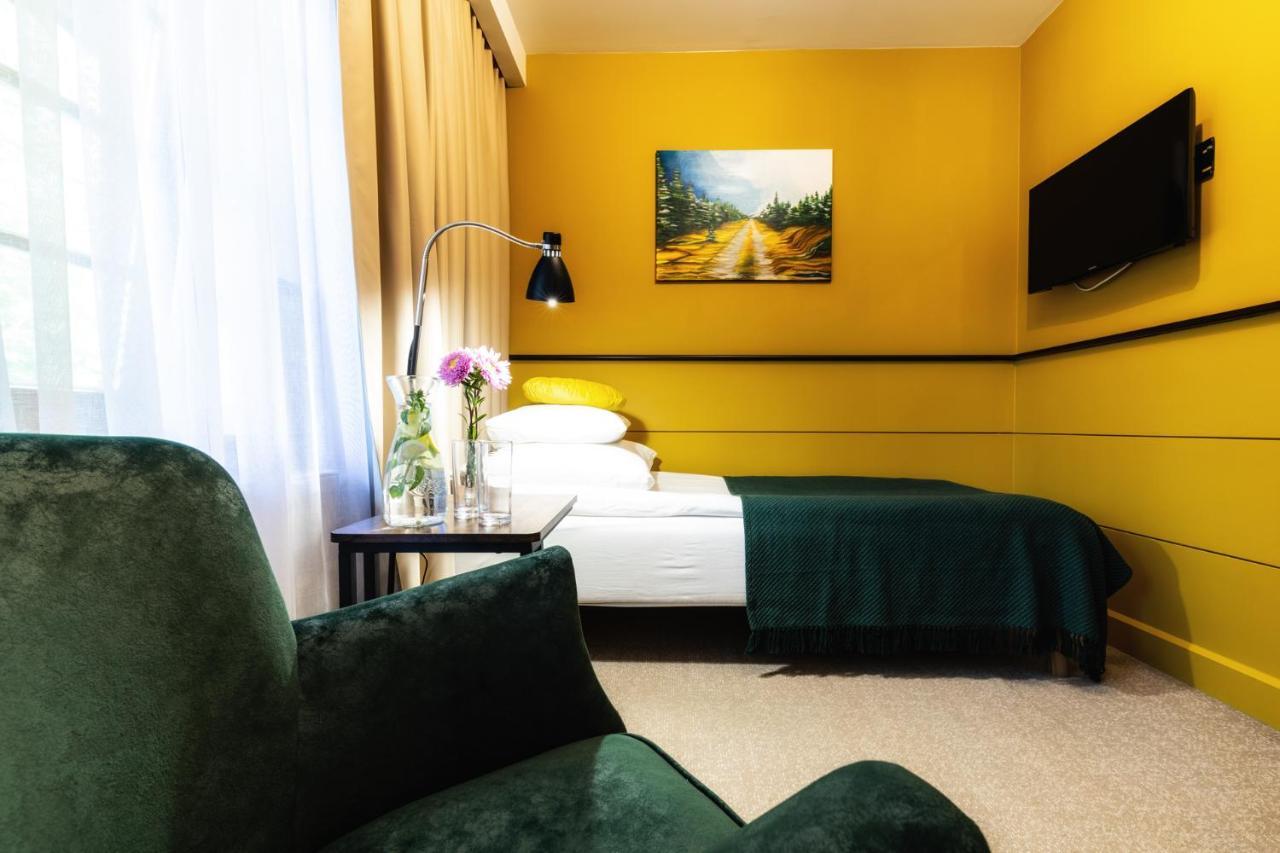 Hotel Dworzysko Szczawno-Zdroj Exterior foto