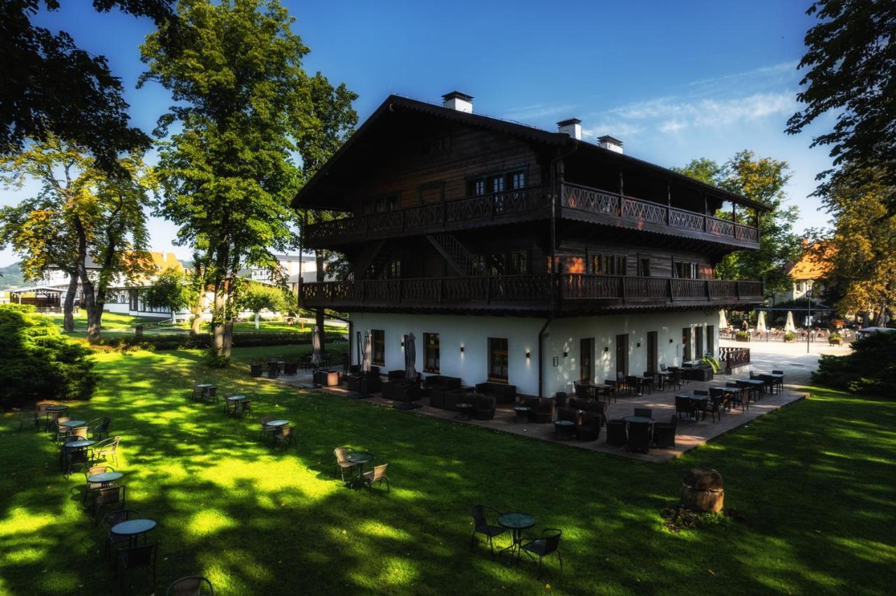Hotel Dworzysko Szczawno-Zdroj Exterior foto